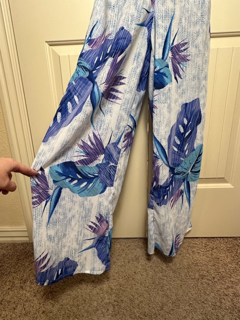 Japna Palm Floral Wide Leg Jumpsuit Vacation White Purple Blue Tie Back Small - Picture 2 of 10